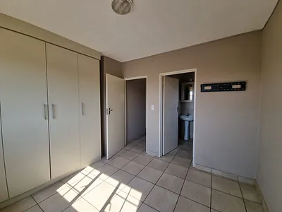 2 Bedroom Apartment To Rent in Annlin-Wes, Pretoria - kv3c.webp