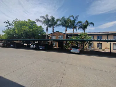 0.5 Bedroom Apartment To Rent in Pretoria - img