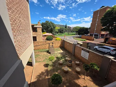 2 Bedroom Apartment For Sale in Pretoria - PH7I.webp