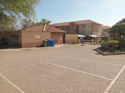 2 Bedroom Apartment To Rent in Pretoria - KG9G.webp