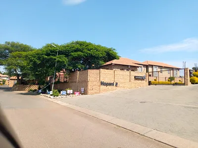 3 Bedroom Apartment To Rent in Pretoria - S2pm.webp
