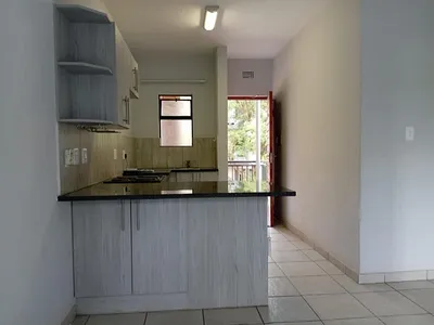 2 Bedroom Apartment To Rent in Pretoria - qRA9.webp