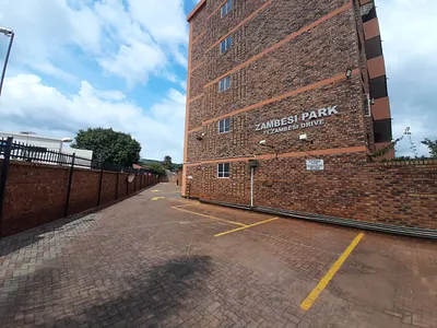 3 Bedroom Apartment To Rent in Pretoria - 3FUI.webp