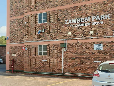 3 Bedroom Apartment To Rent in Pretoria - Th05.webp