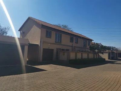 3 Bedroom Apartment To Rent in Pretoria - 5VAo.webp