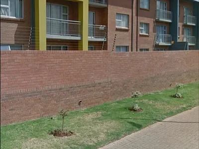 2 Bedroom Apartment To Rent in Pretoria - vqa8.webp