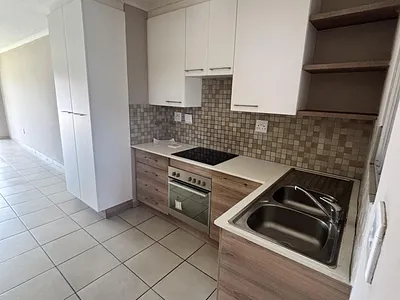 2 Bedroom Apartment To Rent in Pretoria - t1cK.webp