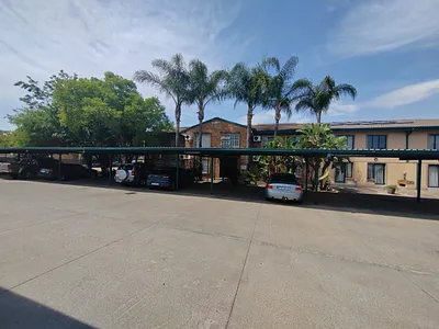 0.5 Bedroom Apartment To Rent in Pretoria - rmDt.webp