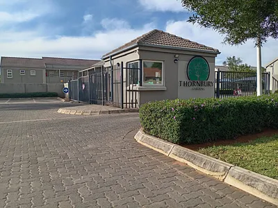 2 Bedroom Apartment To Rent in Pretoria - gokR.webp