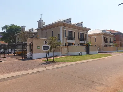 1 Bedroom Townhouse To Rent in Pretoria - 3o16.webp
