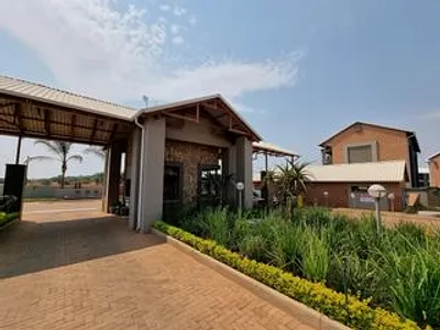 3 Bedroom Apartment To Rent in Pretoria - OA8j.webp