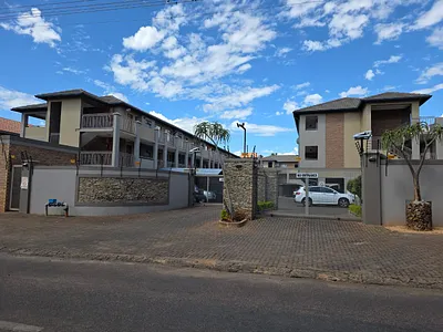 2 Bedroom Apartment For Sale in Pretoria - V7Gu.webp
