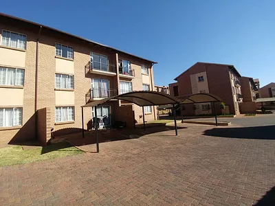 2 Bedroom Townhouse To Rent in Annlin-Wes, Pretoria - iEfw.webp