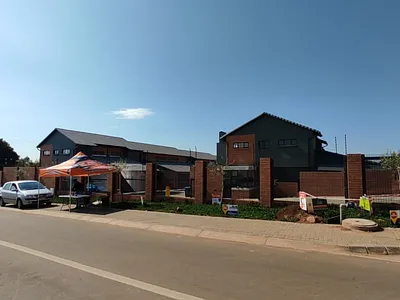 2 Bedroom Townhouse To Rent in Pretoria - DsO9.webp