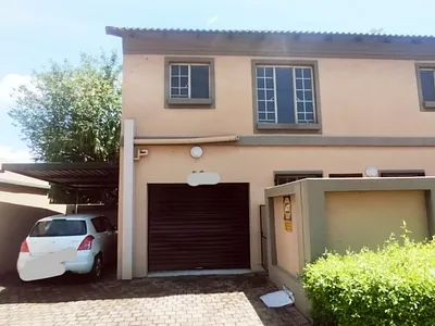 2 Bedroom Apartment To Rent in Pretoria - dScf.webp