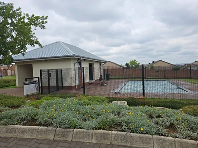 2 Bedroom Apartment For Sale in Midrand - img