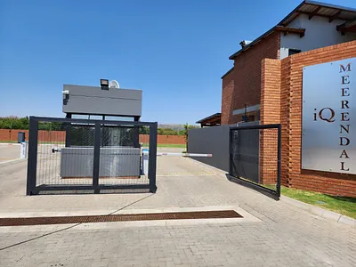 2 Bedroom Apartment For Sale in Pretoria - img