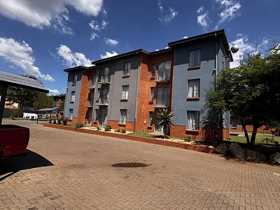 2 Bedroom Apartment For Sale in Pretoria - vWKN.webp