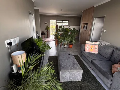 2 Bedroom Apartment To Rent in Pretoria - oFQL.webp