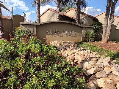 3 Bedroom Townhouse To Rent in Centurion - h3ZE.webp
