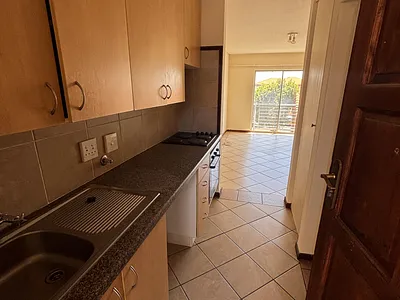 0.5 Bedroom Apartment To Rent in Akasia - ezis.webp