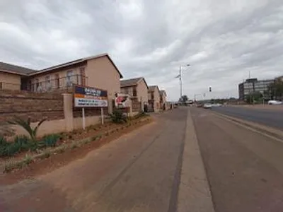 0.5 Bedroom Apartment To Rent in Pretoria - GUer.webp