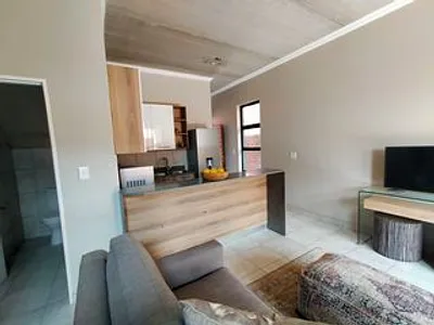 2 Bedroom Townhouse To Rent in Pretoria - FzUO.webp