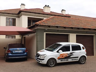 2 Bedroom Townhouse To Rent in Akasia - PulV.webp