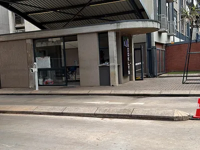 2 Bedroom Apartment To Rent in Pretoria - Oq1E.webp