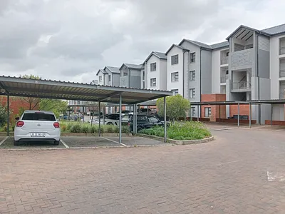 1 Bedroom Apartment To Rent in Pretoria - y5aX.webp