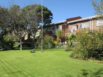 3 Bedroom Apartment To Rent in Pretoria - pleB.webp