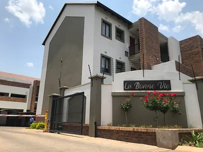 2 Bedroom Apartment To Rent in Pretoria - dFOO.webp