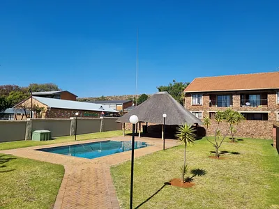 2 Bedroom Apartment To Rent in Pretoria - dUsB.webp