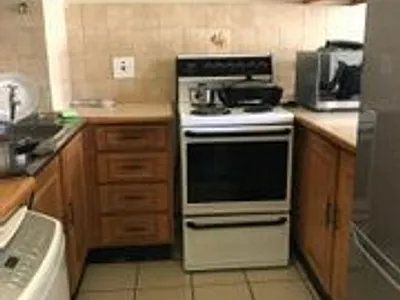 1 Bedroom Apartment To Rent in Pretoria - RUy9.webp