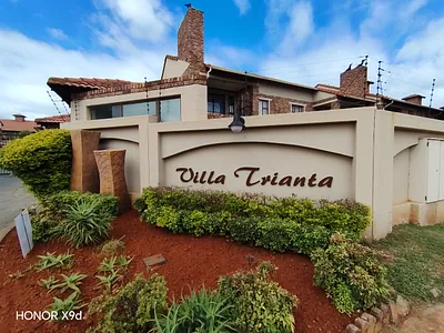 2 Bedroom Apartment To Rent in Pretoria - L0c0.webp