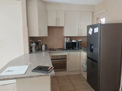 0.5 Bedroom Apartment To Rent in Pretoria - t2LX.webp