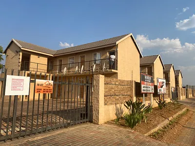 0.5 Bedroom Apartment To Rent in Pretoria - ZbCF.webp