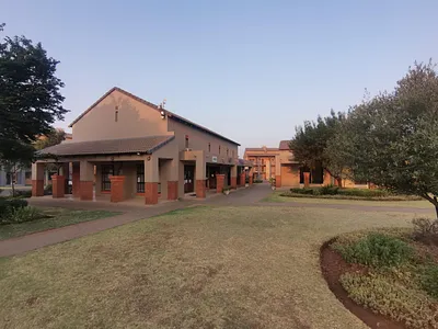 0.5 Bedroom Apartment To Rent in Akasia - EYe4.webp