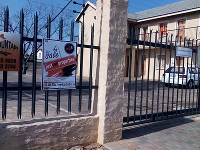 0.5 Bedroom Apartment To Rent in Pretoria - QMom.webp