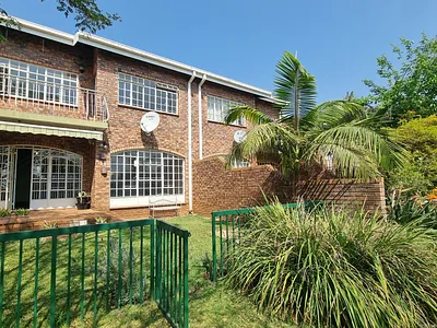 3 Bedroom Townhouse To Rent in Pretoria - qy6l.webp