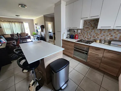 2 Bedroom Townhouse For Sale in Pretoria - zWrt.webp