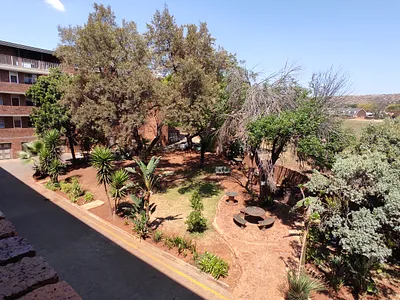 3 Bedroom Apartment To Rent in Pretoria - dMoP.webp