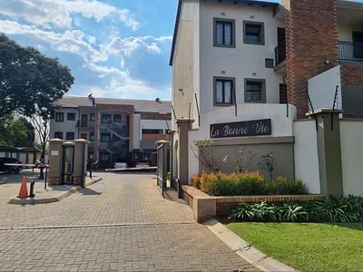 2 Bedroom Apartment To Rent in Pretoria - 36Ys.webp