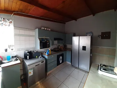 3 Bedroom House To Rent in Pretoria - lRRE.webp