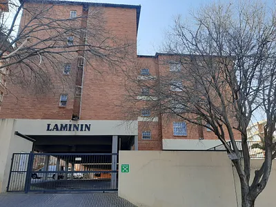 1 Bedroom Apartment To Rent in Pretoria - 7gTR.webp