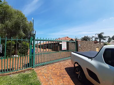 2 Bedroom Townhouse To Rent in Pretoria - pxJh.webp