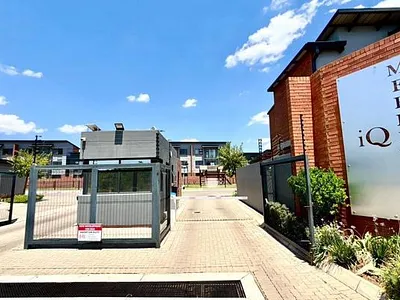 2 Bedroom Apartment To Rent in Pretoria - 5qvb.webp