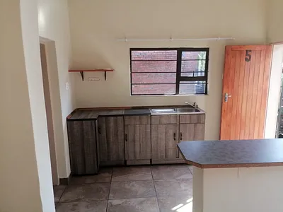 1 Bedroom Apartment To Rent in Pretoria - KKNi.webp