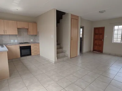 3 Bedroom Apartment To Rent in Pretoria - ckwT.webp