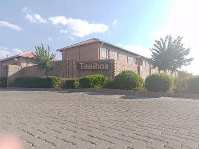 3 Bedroom Apartment To Rent in Pretoria - hyos.webp